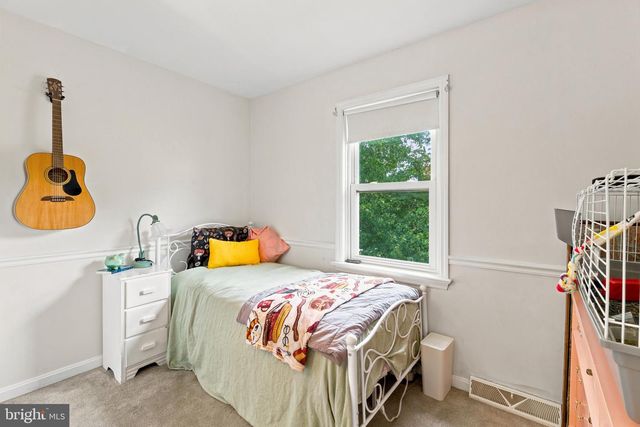2314 LAWNWOOD CT, East Petersburg, PA 17520
