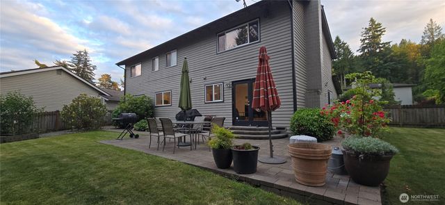 19130 SE 47th Place, Issaquah, WA 98027
