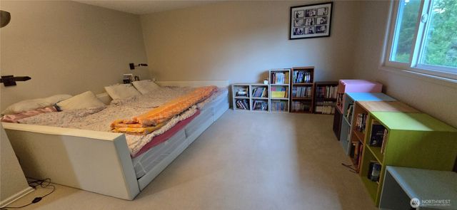 19130 SE 47th Place, Issaquah, WA 98027