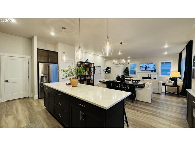 11681 Sw HAYRICK Ter, Beaverton, OR 97007