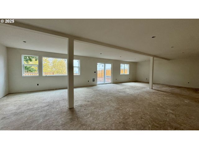 11681 Sw HAYRICK Ter, Beaverton, OR 97007