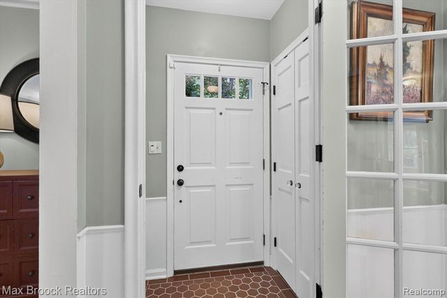 2735 Glenwood Road, Royal Oak, MI 48073