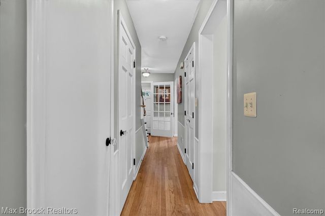 2735 Glenwood Road, Royal Oak, MI 48073