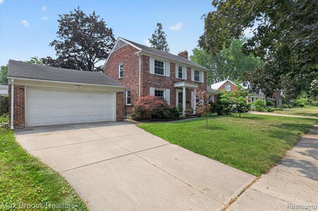 2735 Glenwood Road, Royal Oak, MI 48073