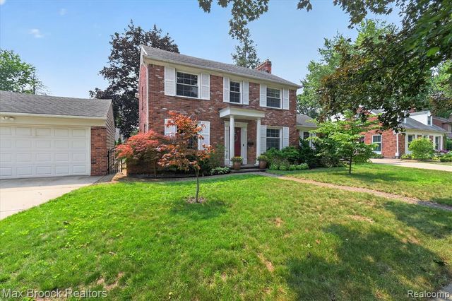 2735 Glenwood Road, Royal Oak, MI 48073