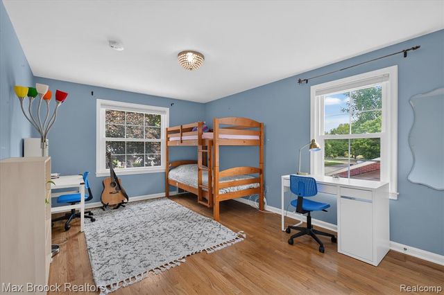 2735 Glenwood Road, Royal Oak, MI 48073