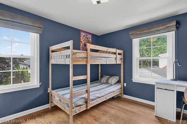 2735 Glenwood Road, Royal Oak, MI 48073