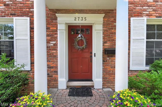 2735 Glenwood Road, Royal Oak, MI 48073