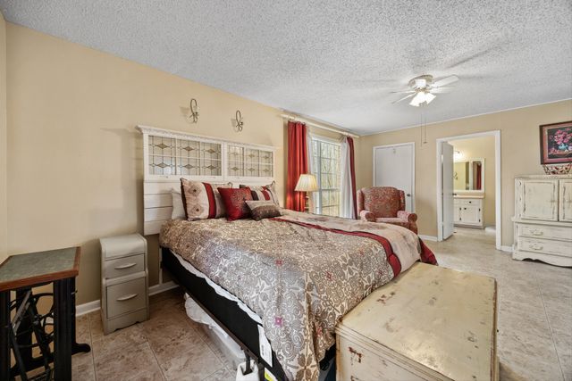 631 Holt Hollow Rd, Prospect, TN 38477