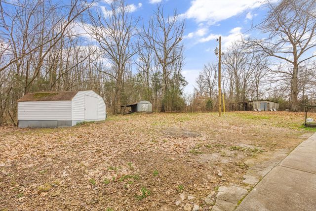 631 Holt Hollow Rd, Prospect, TN 38477