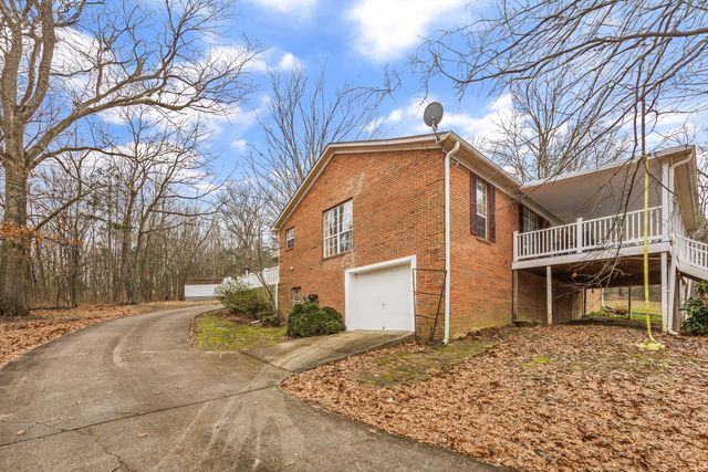 631 Holt Hollow Rd, Prospect, TN 38477