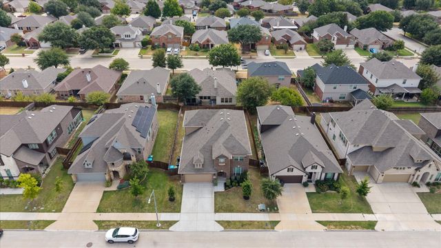 637 Ridgewater Trail, Fort Worth, TX 76131