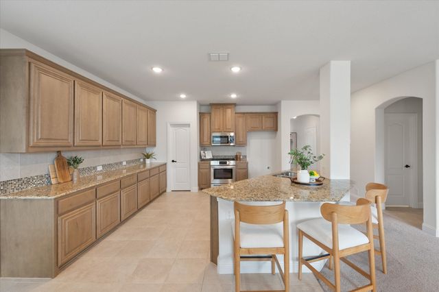 637 Ridgewater Trail, Fort Worth, TX 76131