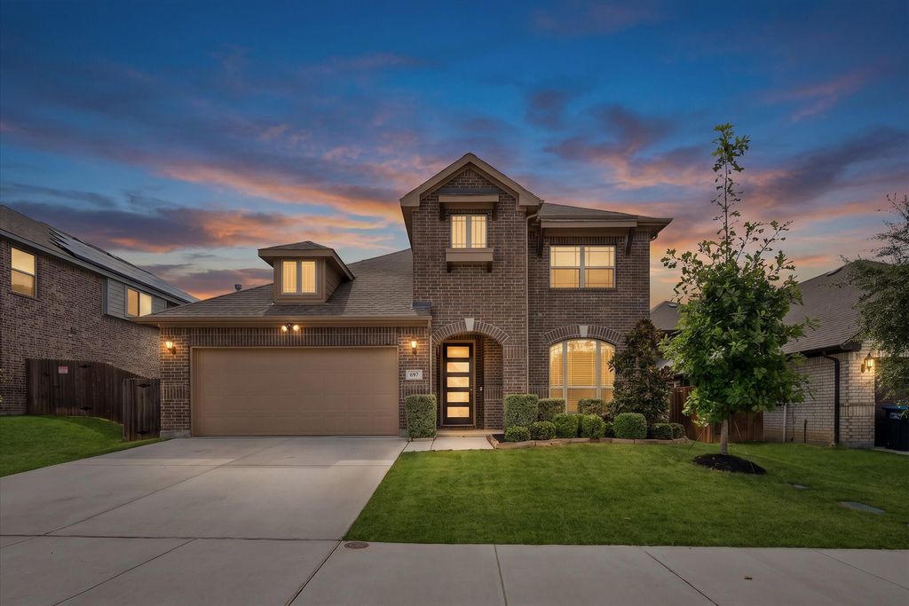 637 Ridgewater Trail, Fort Worth, TX 76131