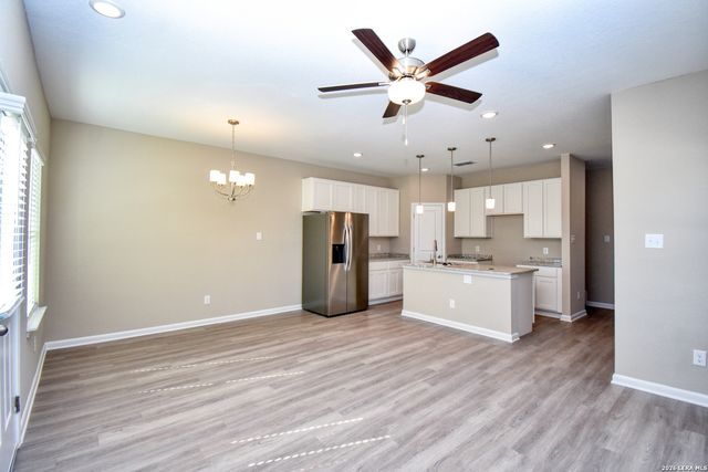 6214 OAKLAND RDG, San Antonio, TX 78238