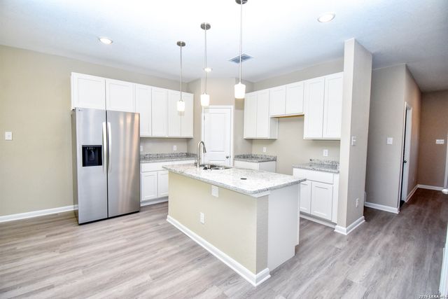 6214 OAKLAND RDG, San Antonio, TX 78238