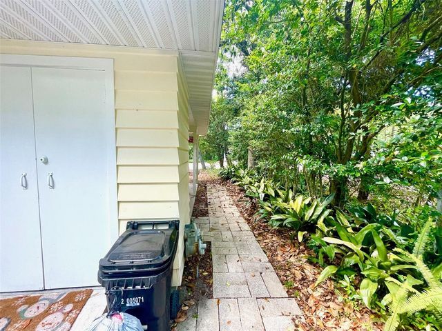 1723 NW 7TH AVENUE, Gainesville, FL 32603