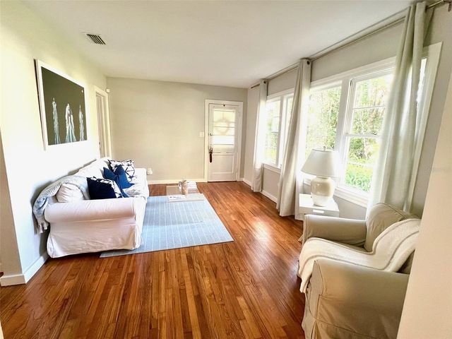 1723 NW 7TH AVENUE, Gainesville, FL 32603