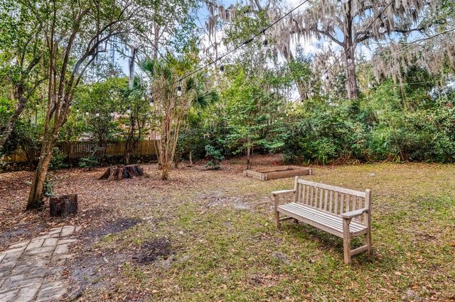 1723 NW 7TH AVENUE, Gainesville, FL 32603