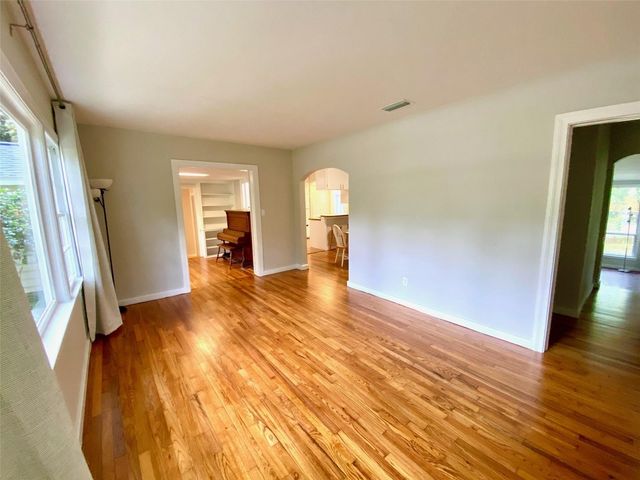 1723 NW 7TH AVENUE, Gainesville, FL 32603