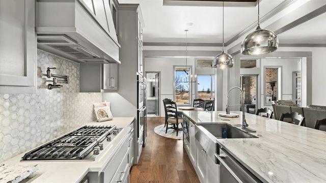 4700 Las Colinas Lane, Norman, OK 73072