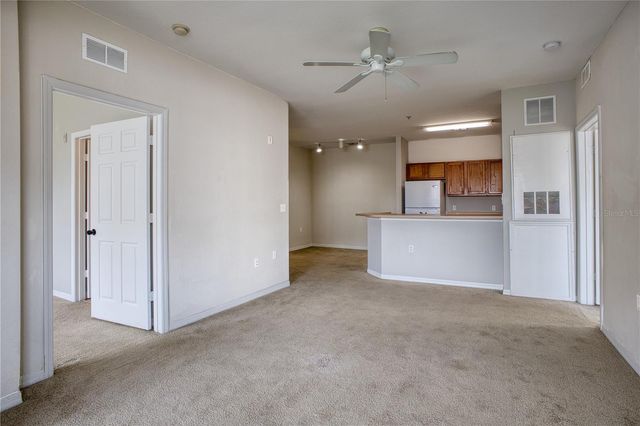 8225 CLAIRE ANN DR 203, Orlando, FL 32825
