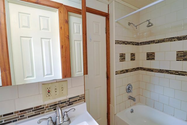 310 N Adams, Mount Pleasant, MI 48858