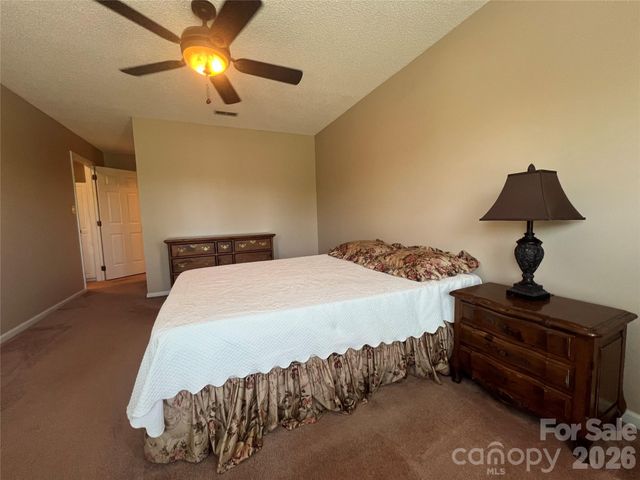 837 Deerfield Drive, Mount Holly, NC 28120