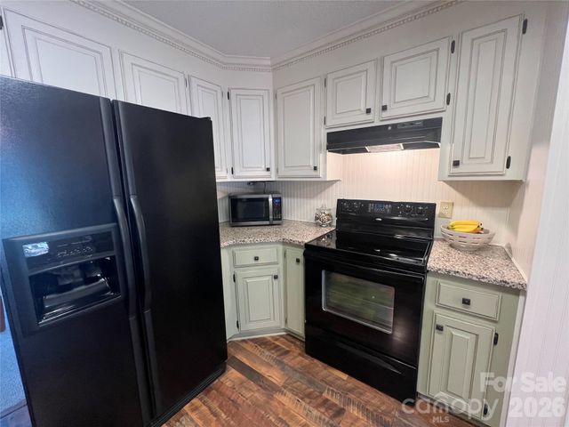 837 Deerfield Drive, Mount Holly, NC 28120