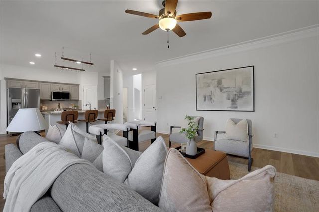 863 Red Rock Court, Suwanee, GA 30024