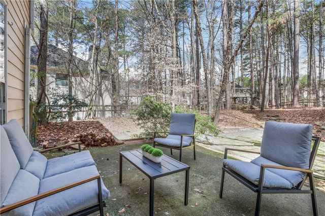 863 Red Rock Court, Suwanee, GA 30024