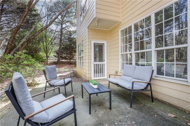 863 Red Rock Court, Suwanee, GA 30024