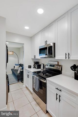 428 RENEAU WAY, Herndon, VA 20170