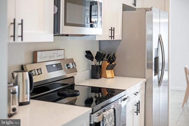 428 RENEAU WAY, Herndon, VA 20170