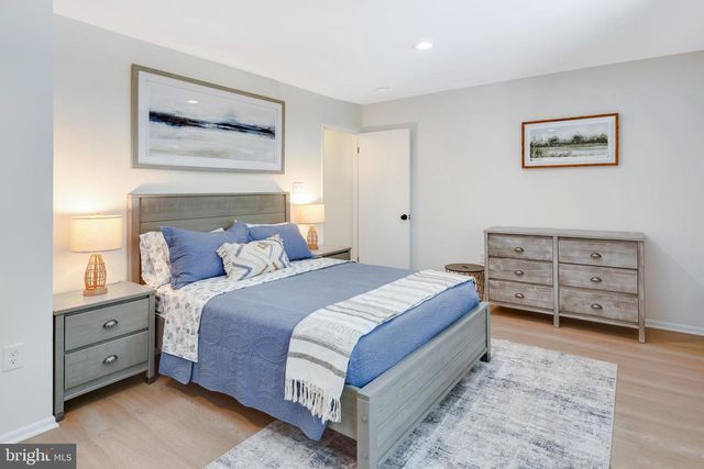 428 RENEAU WAY, Herndon, VA 20170