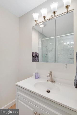 428 RENEAU WAY, Herndon, VA 20170