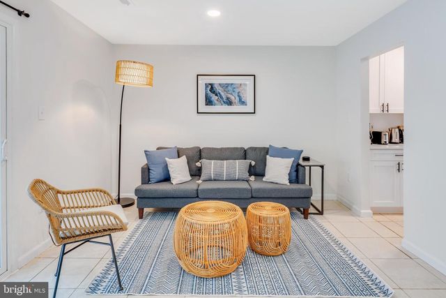 428 RENEAU WAY, Herndon, VA 20170