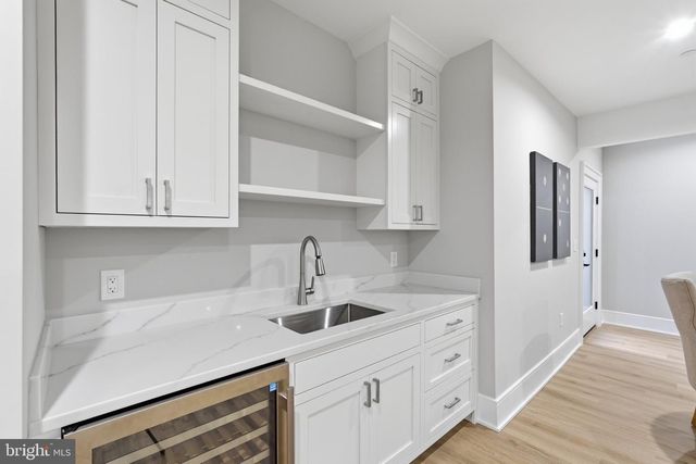 9117 SEVEN LOCKS RD, Bethesda, MD 20817