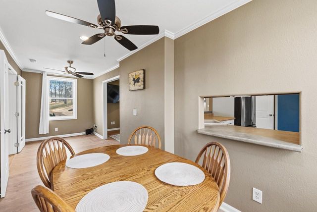 131 Maple AVENUE, Pewaukee, WI 53072