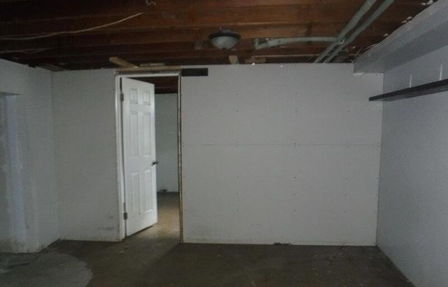 1525 E G Avenue, Kalamazoo, MI 49004