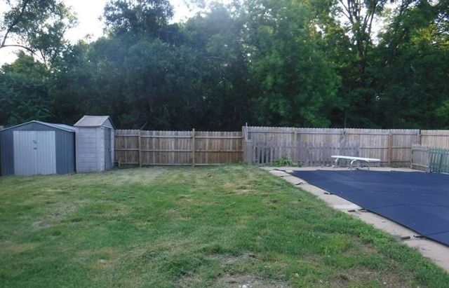 1525 E G Avenue, Kalamazoo, MI 49004