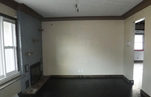 1525 E G Avenue, Kalamazoo, MI 49004