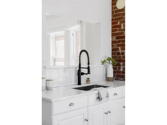 1457 S Grant St, Denver, CO 80210