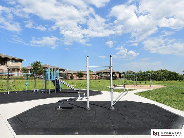 9009 Buckshot Road, Lincoln, NE 68507