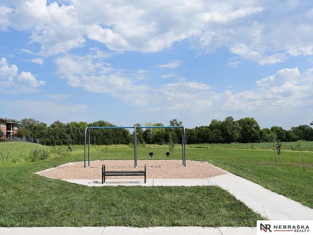 9009 Buckshot Road, Lincoln, NE 68507