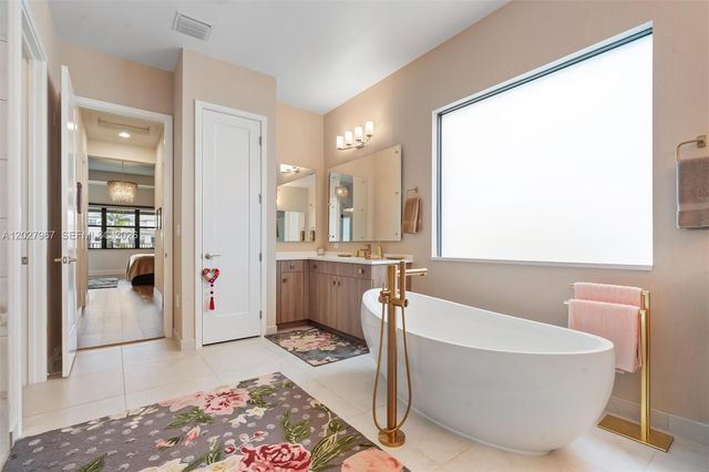 20108 Castle Stuart Ave, Boca Raton, FL 33434