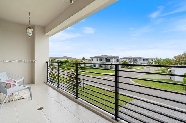 20108 Castle Stuart Ave, Boca Raton, FL 33434