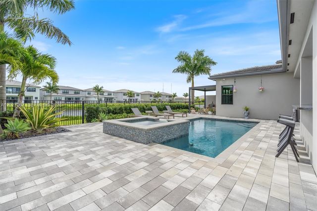 20108 Castle Stuart Ave, Boca Raton, FL 33434