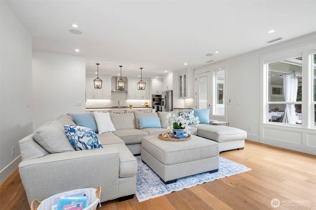 12806 NW 40th Avenue, Vancouver, WA 98685