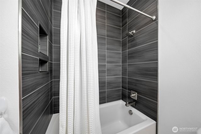 12806 NW 40th Avenue, Vancouver, WA 98685